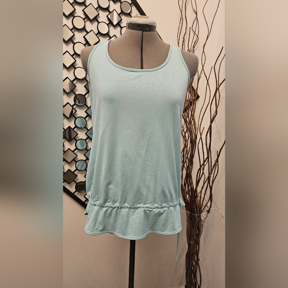 Athletic top